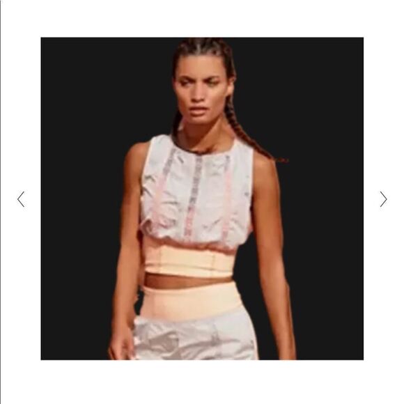 NWOT Free People Oh Hey Appliqué crop top size S - Picture 1 of 10